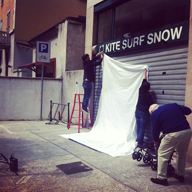 Arte in Sarpi @Panda Store Pietro Baroni in preparazione per il set fotografico